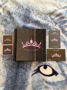 Blackpink- The Album Deluxe CD - 1st album